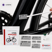 Applicering av UV-märkning och koddekal på cykelram